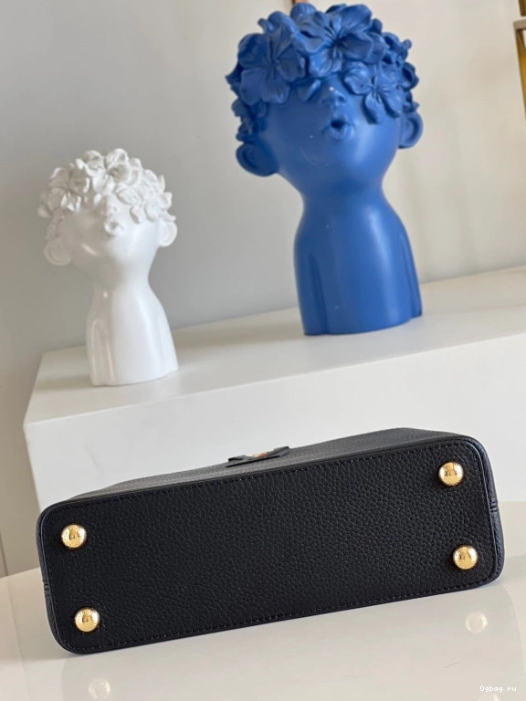LOUIS VUITTON CAPUCINES BB 0727